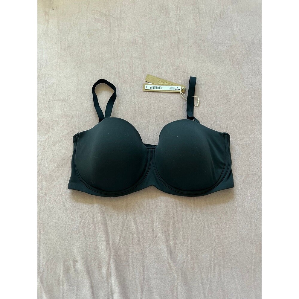 SKIMS FITS EVERYBODY STRAPLESS BRA - 36D- New With Tags- Onyx Black
